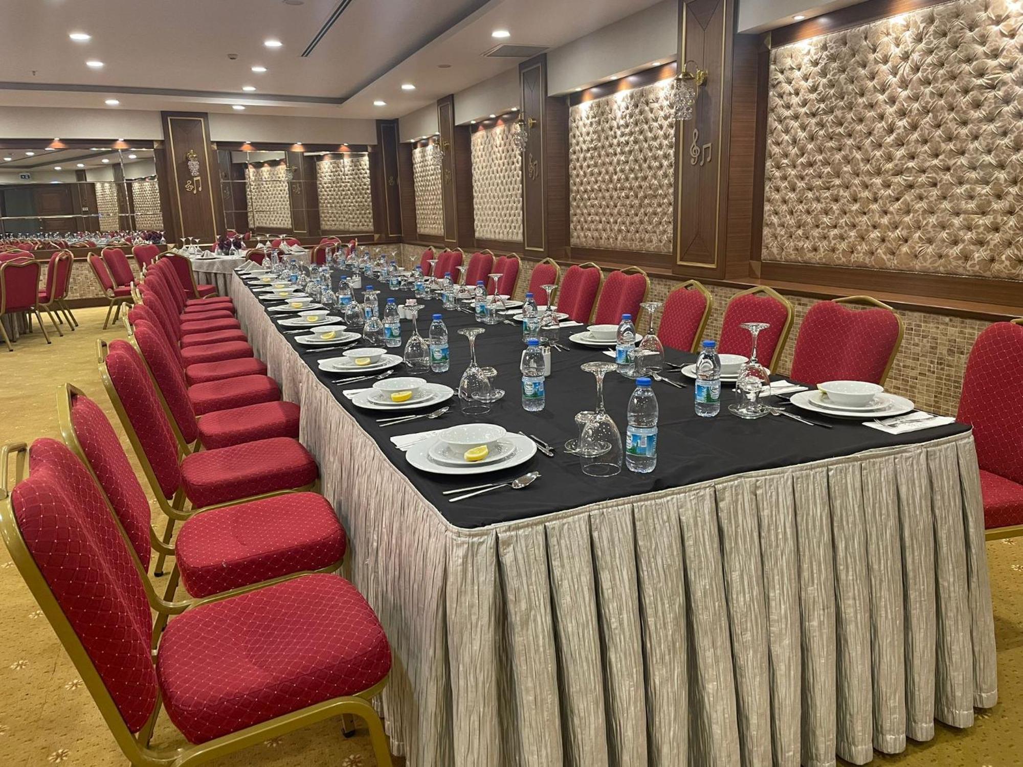 Akman Premium Hotel Ankara Bagian luar foto
